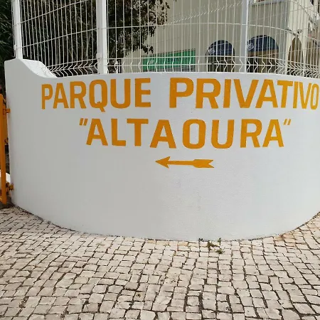 Alta Oura 아파트 *